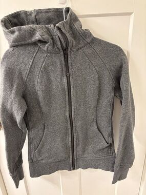 Lululemon Scuba size 6